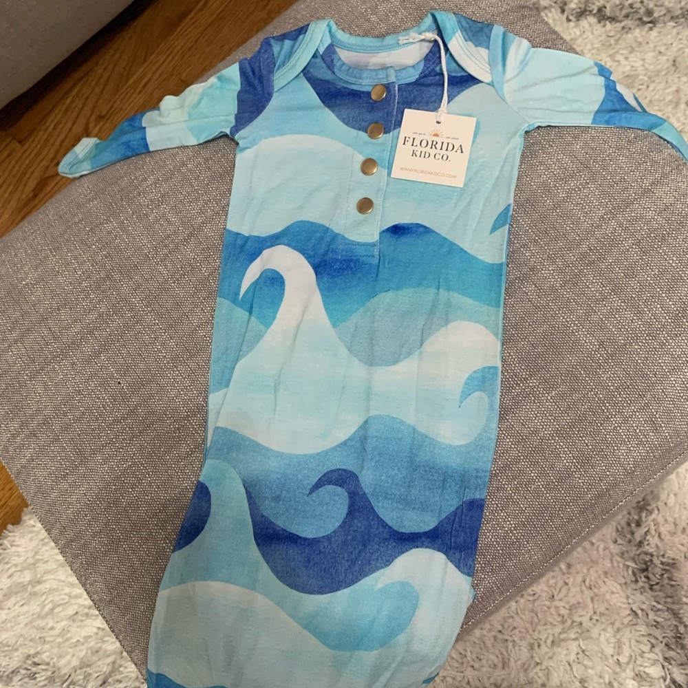 Florida Kid Co Ocean Wave Knotted Gown
